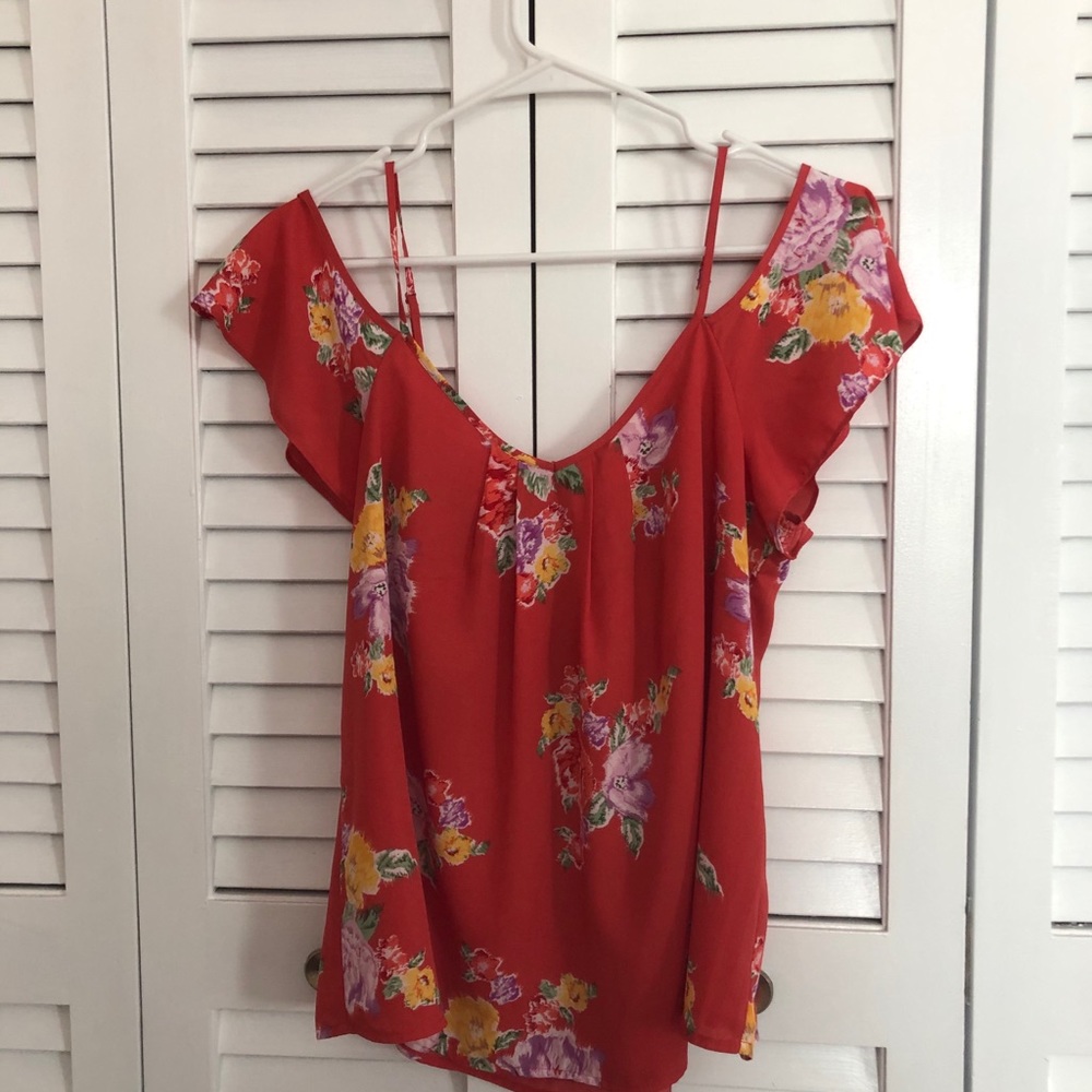 Off the Shoulder flower top